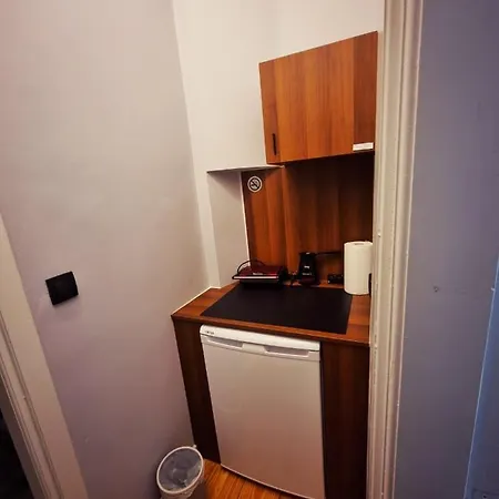 Deisisroom Afroditi Aparthotel